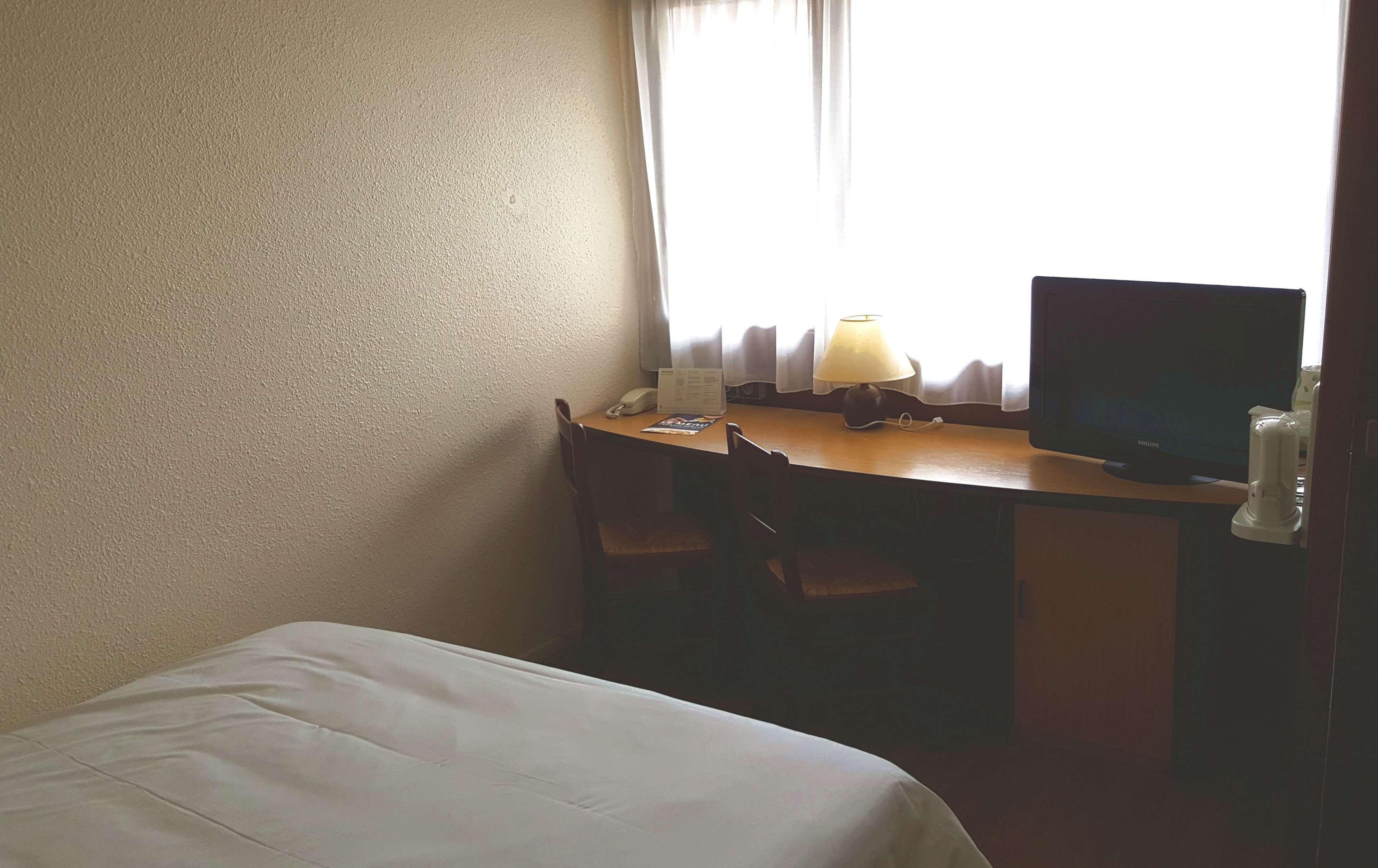 Hotel Restaurant Campanile Aurillac Kültér fotó